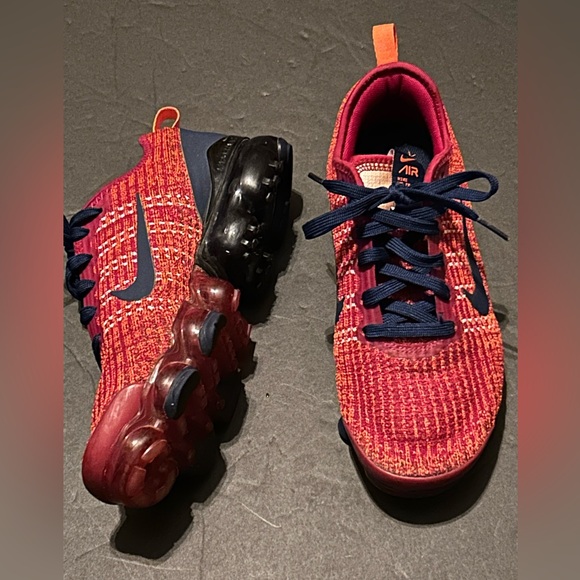 Nike Air VaporMax Flyknit Dark Team Red/Black Size 5Y Rare Sneakers